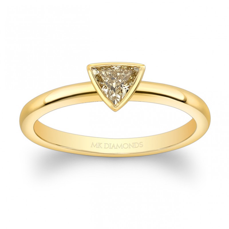 14k Yellow Gold Fancy Color Trillion Cut Diamond Fashion Ring