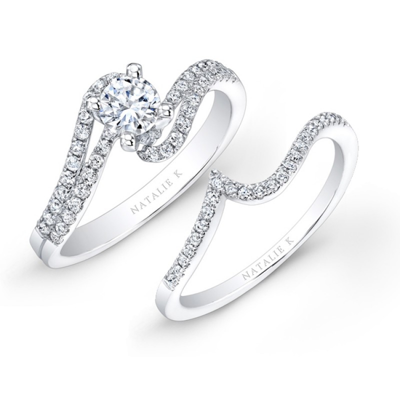 18k White Gold Split Swirl Shank Prong Diamond Bridal Set