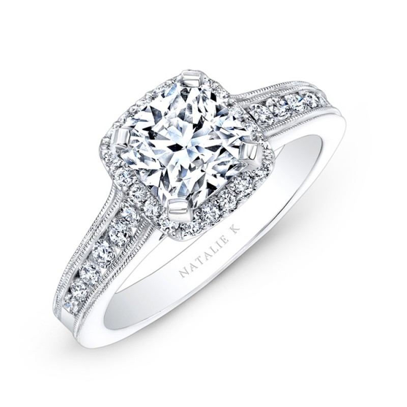 18k White Gold Pave Halo Diamond Engagement Ring with Milgrain