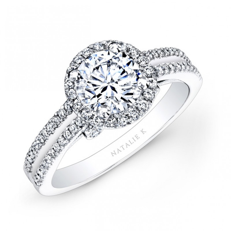 18k White Gold Split Shank Halo White Diamond Engagement Ring